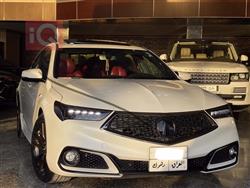 أكورا TLX
